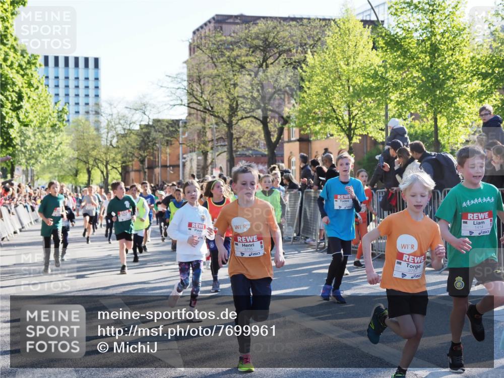25.04.2025 - Das Zehntel MichiJ http://msf.ph/oto/7699961 26.04.2025 08:51:55 Laufen 3755, 3757, 1414 meine-sportfotos.de