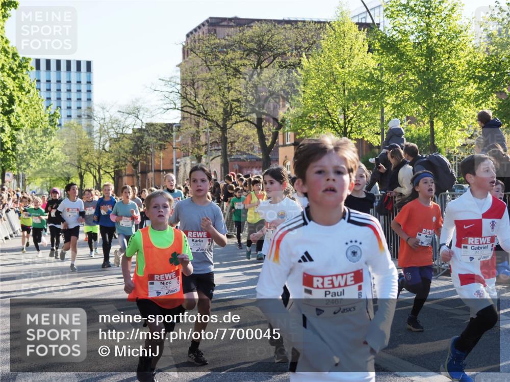 25.04.2025 - Das Zehntel MichiJ http://msf.ph/oto/7700045 26.04.2025 08:52:01 Laufen 2767, 2369, 2467, 2470 meine-sportfotos.de