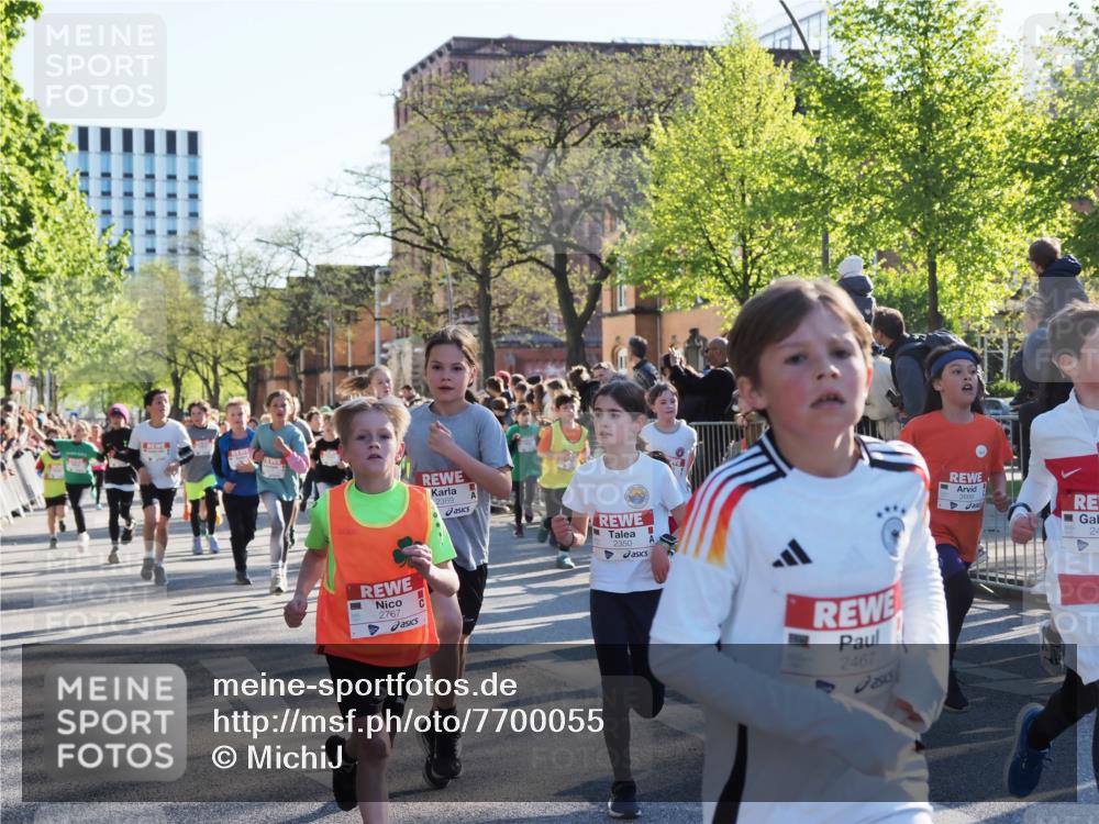 25.04.2025 - Das Zehntel MichiJ http://msf.ph/oto/7700055 26.04.2025 08:52:01 Laufen 2369, 2350, 2767, 2467, 24 meine-sportfotos.de