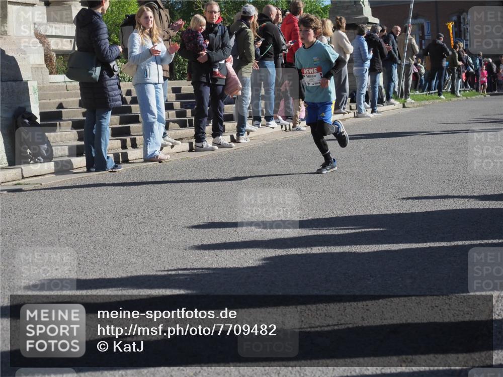 25.04.2025 - Das Zehntel KatJ http://msf.ph/oto/7709482 26.04.2025 08:48:24 Laufen 2995 meine-sportfotos.de
