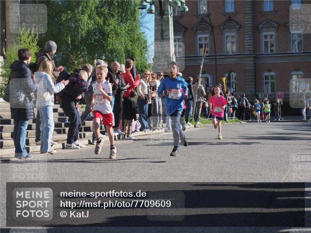 25.04.2025 - Das Zehntel KatJ http://msf.ph/oto/7709609 26.04.2025 08:48:32 Laufen  meine-sportfotos.de