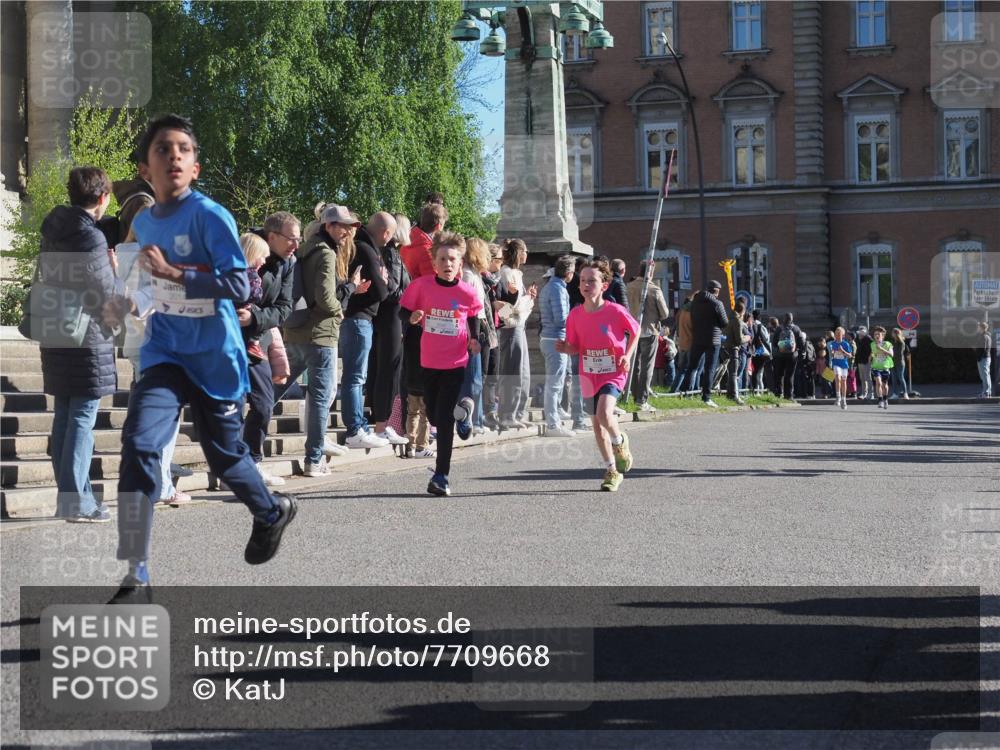 25.04.2025 - Das Zehntel KatJ http://msf.ph/oto/7709668 26.04.2025 08:48:33 Laufen 99 meine-sportfotos.de