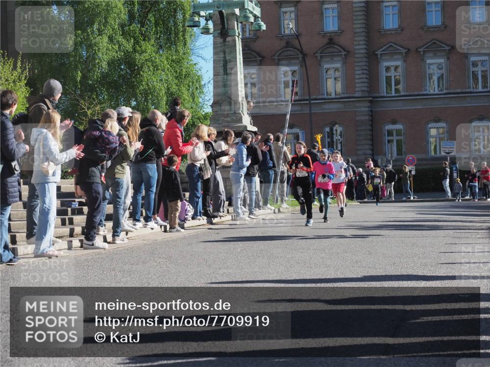 25.04.2025 - Das Zehntel KatJ http://msf.ph/oto/7709919 26.04.2025 08:48:48 Laufen  meine-sportfotos.de