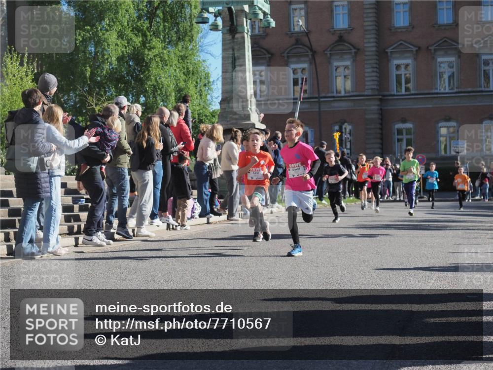 25.04.2025 - Das Zehntel KatJ http://msf.ph/oto/7710567 26.04.2025 08:49:10 Laufen 117 meine-sportfotos.de