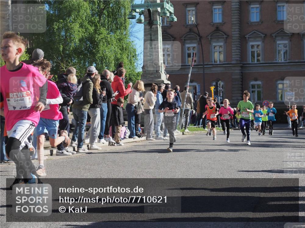 25.04.2025 - Das Zehntel KatJ http://msf.ph/oto/7710621 26.04.2025 08:49:12 Laufen 3527 meine-sportfotos.de
