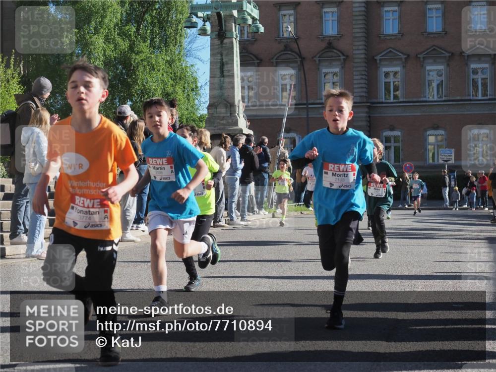 25.04.2025 - Das Zehntel KatJ http://msf.ph/oto/7710894 26.04.2025 08:49:18 Laufen 3774, 2098, 2103 meine-sportfotos.de