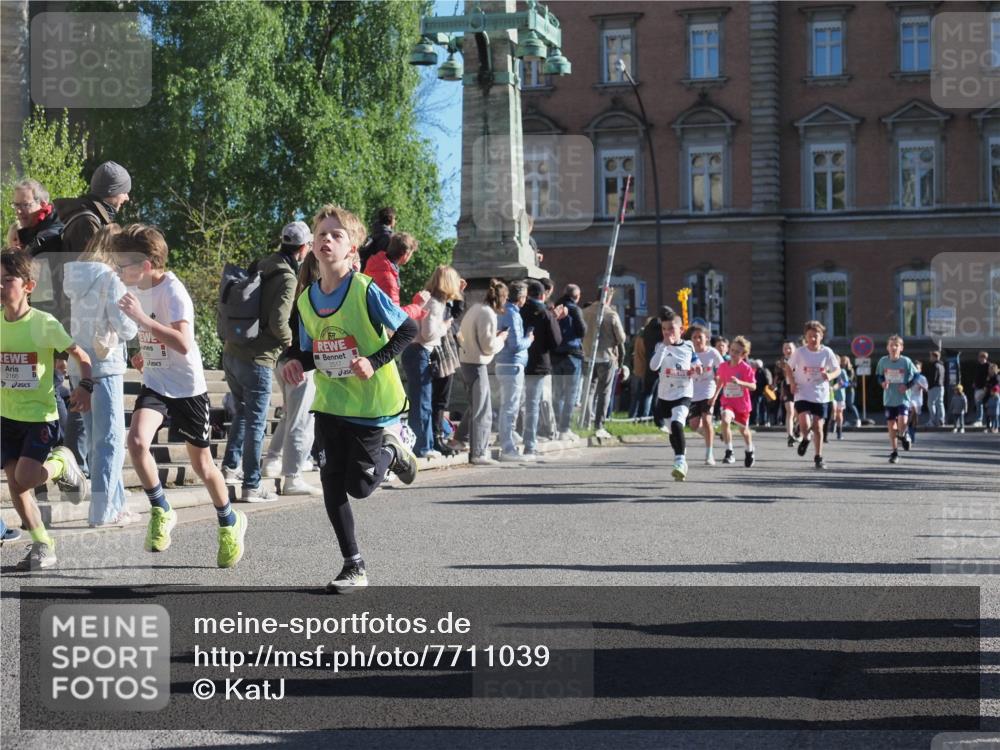 25.04.2025 - Das Zehntel KatJ http://msf.ph/oto/7711039 26.04.2025 08:49:21 Laufen 2166, 2517 meine-sportfotos.de