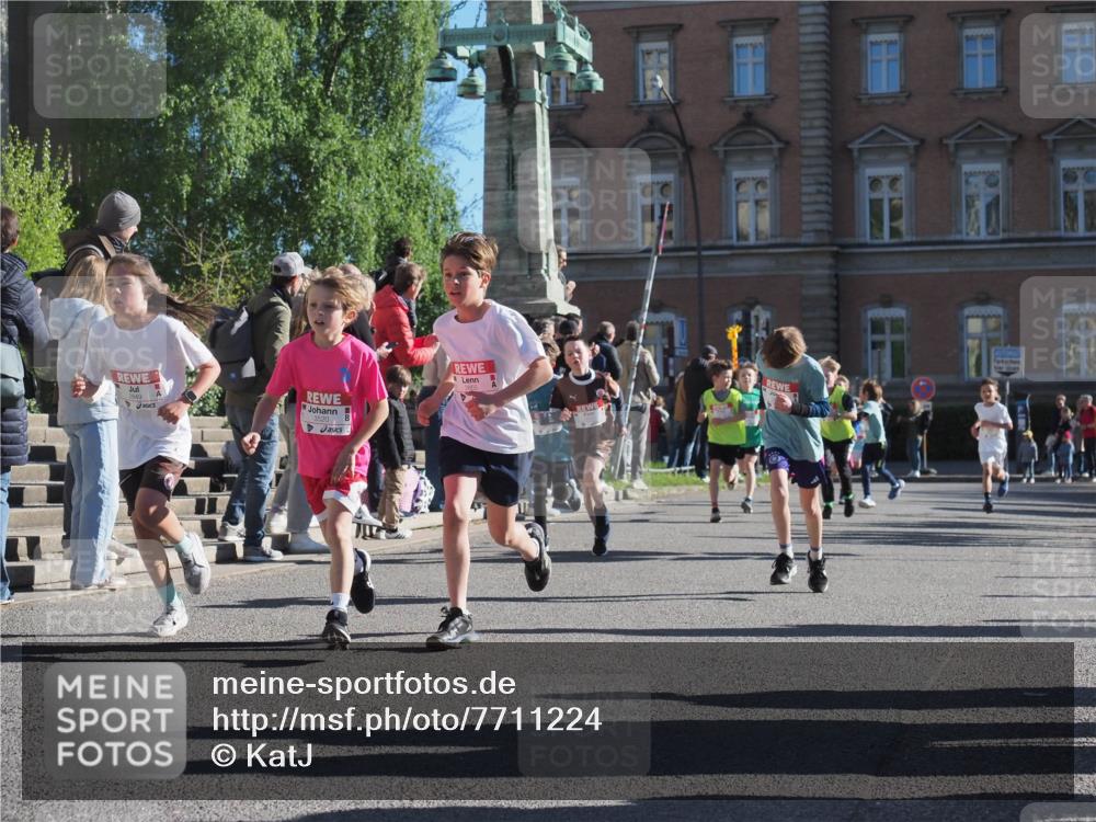 25.04.2025 - Das Zehntel KatJ http://msf.ph/oto/7711224 26.04.2025 08:49:24 Laufen 3520 meine-sportfotos.de
