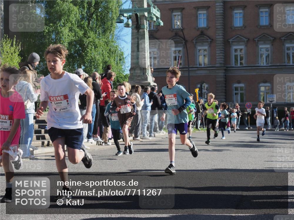 25.04.2025 - Das Zehntel KatJ http://msf.ph/oto/7711267 26.04.2025 08:49:25 Laufen 20, 2855, 2935 meine-sportfotos.de