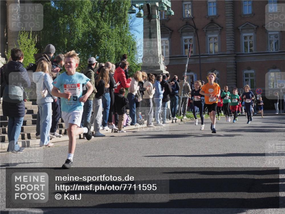 25.04.2025 - Das Zehntel KatJ http://msf.ph/oto/7711595 26.04.2025 08:49:34 Laufen 2711 meine-sportfotos.de
