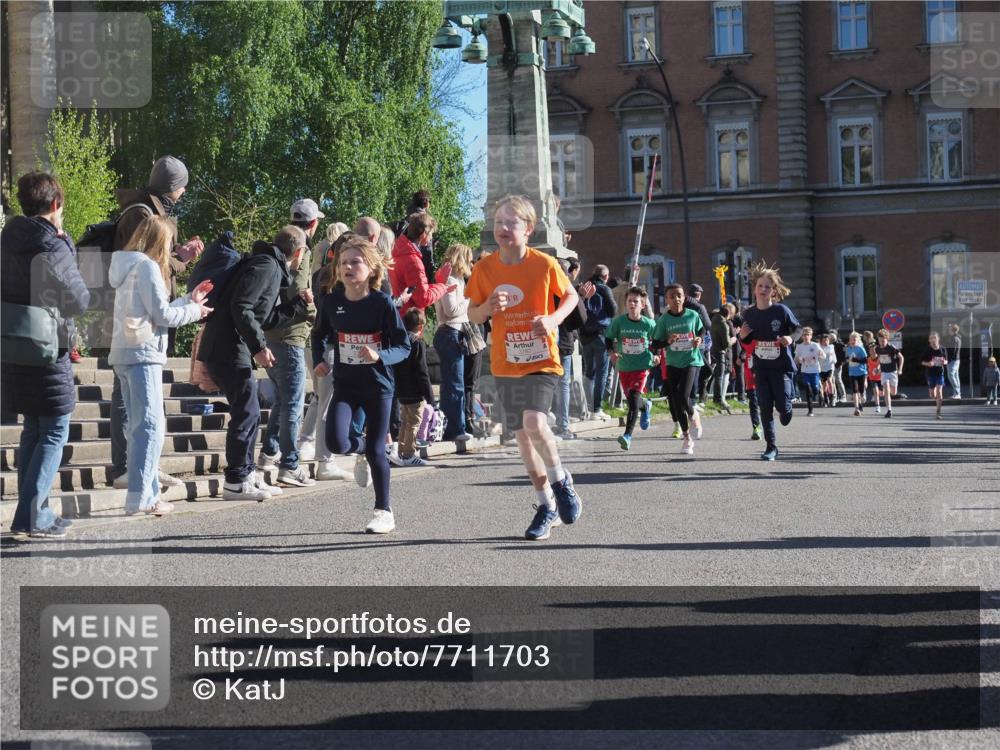 25.04.2025 - Das Zehntel KatJ http://msf.ph/oto/7711703 26.04.2025 08:49:36 Laufen 3783 meine-sportfotos.de