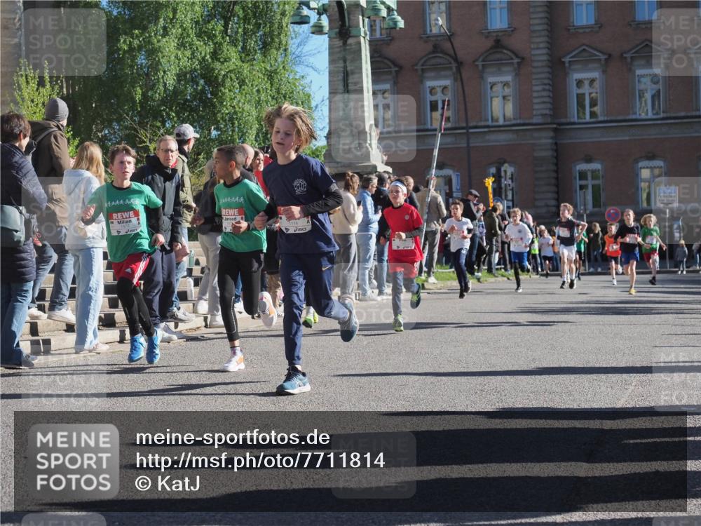 25.04.2025 - Das Zehntel KatJ http://msf.ph/oto/7711814 26.04.2025 08:49:39 Laufen 1114 meine-sportfotos.de
