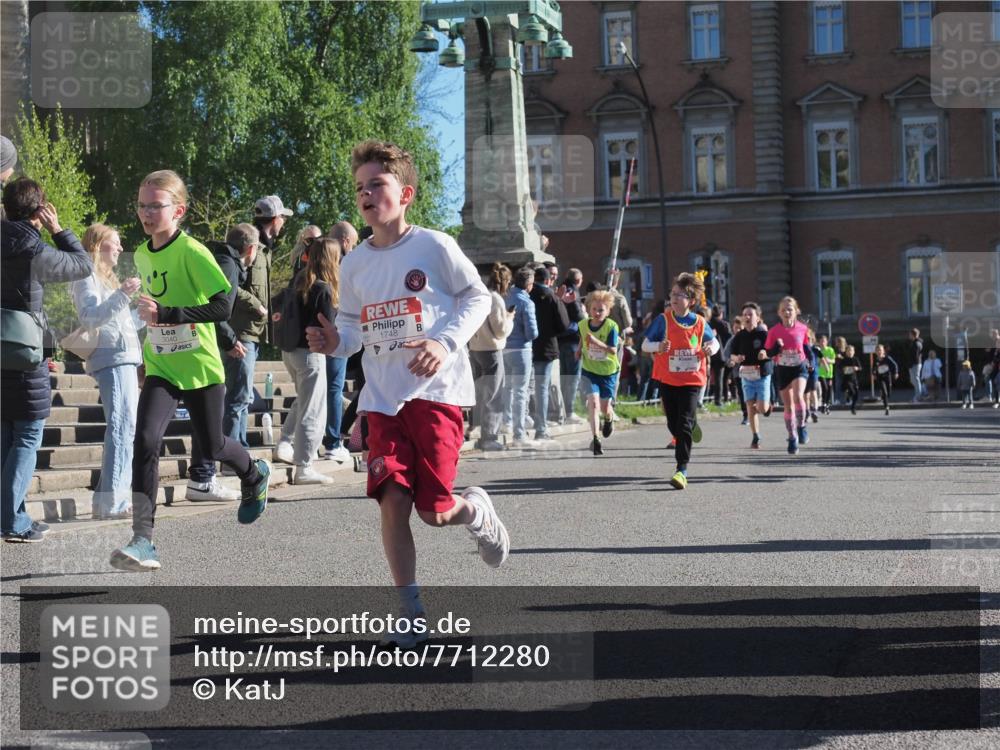 25.04.2025 - Das Zehntel KatJ http://msf.ph/oto/7712280 26.04.2025 08:49:49 Laufen 3040, 1748 meine-sportfotos.de