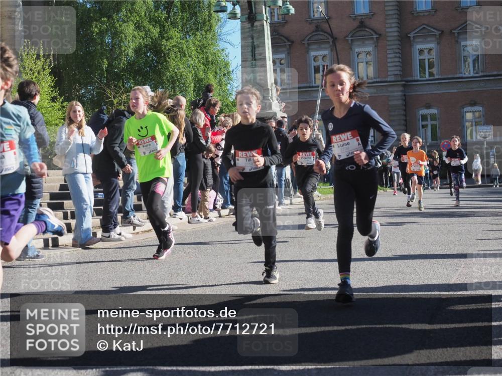 25.04.2025 - Das Zehntel KatJ http://msf.ph/oto/7712721 26.04.2025 08:49:59 Laufen 2718, 2709 meine-sportfotos.de