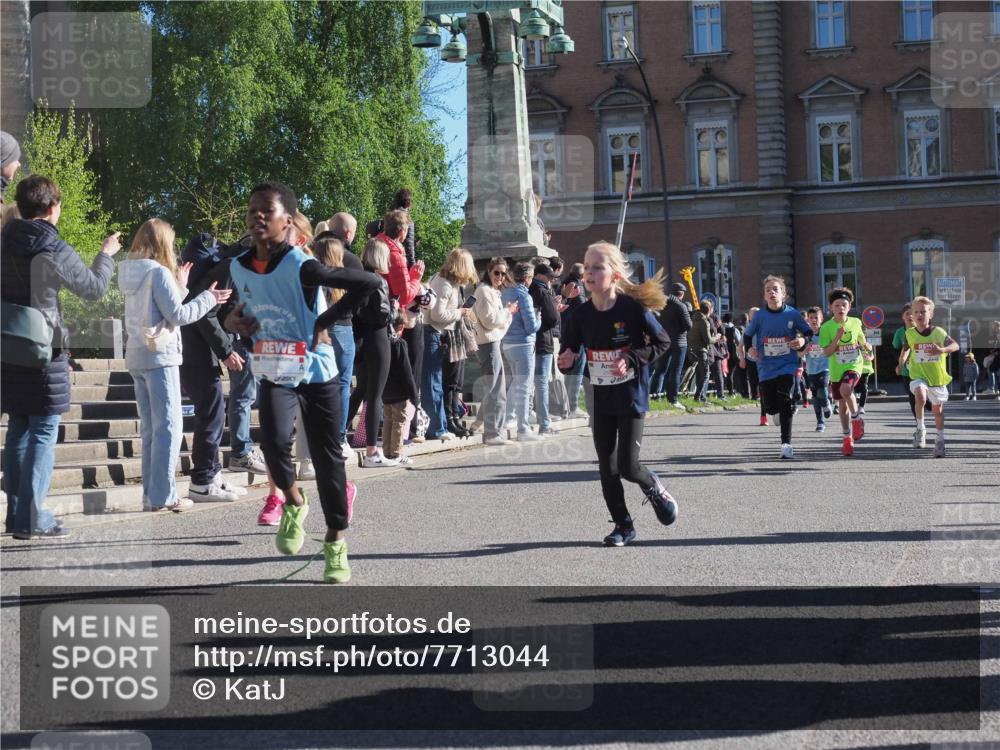 25.04.2025 - Das Zehntel KatJ http://msf.ph/oto/7713044 26.04.2025 08:50:06 Laufen  meine-sportfotos.de