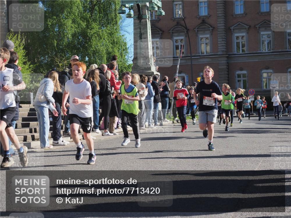 25.04.2025 - Das Zehntel KatJ http://msf.ph/oto/7713420 26.04.2025 08:50:13 Laufen 21 meine-sportfotos.de