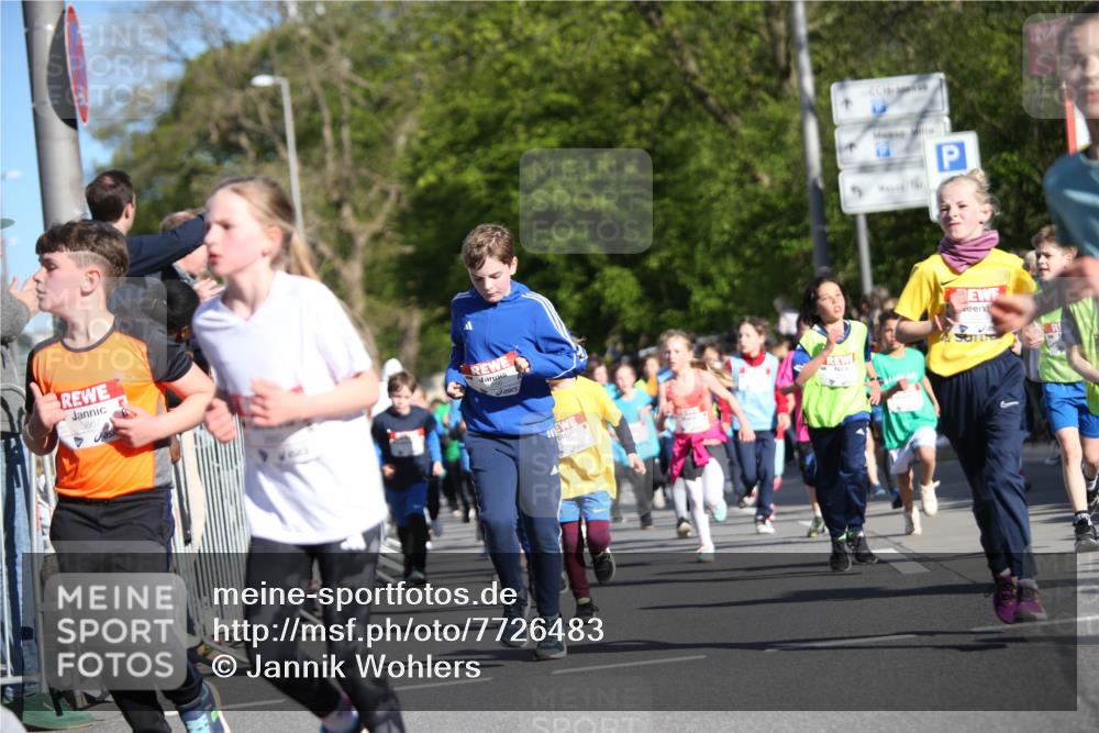 25.04.2025 - Das Zehntel Jannik Wohlers http://msf.ph/oto/7726483 26.04.2025 08:51:16 Laufen 3867 meine-sportfotos.de