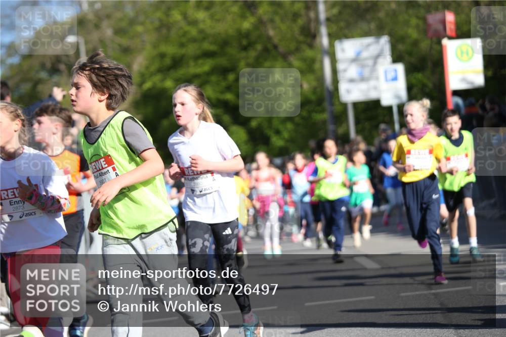 25.04.2025 - Das Zehntel Jannik Wohlers http://msf.ph/oto/7726497 26.04.2025 08:51:15 Laufen 2873, 3607, 2860 meine-sportfotos.de