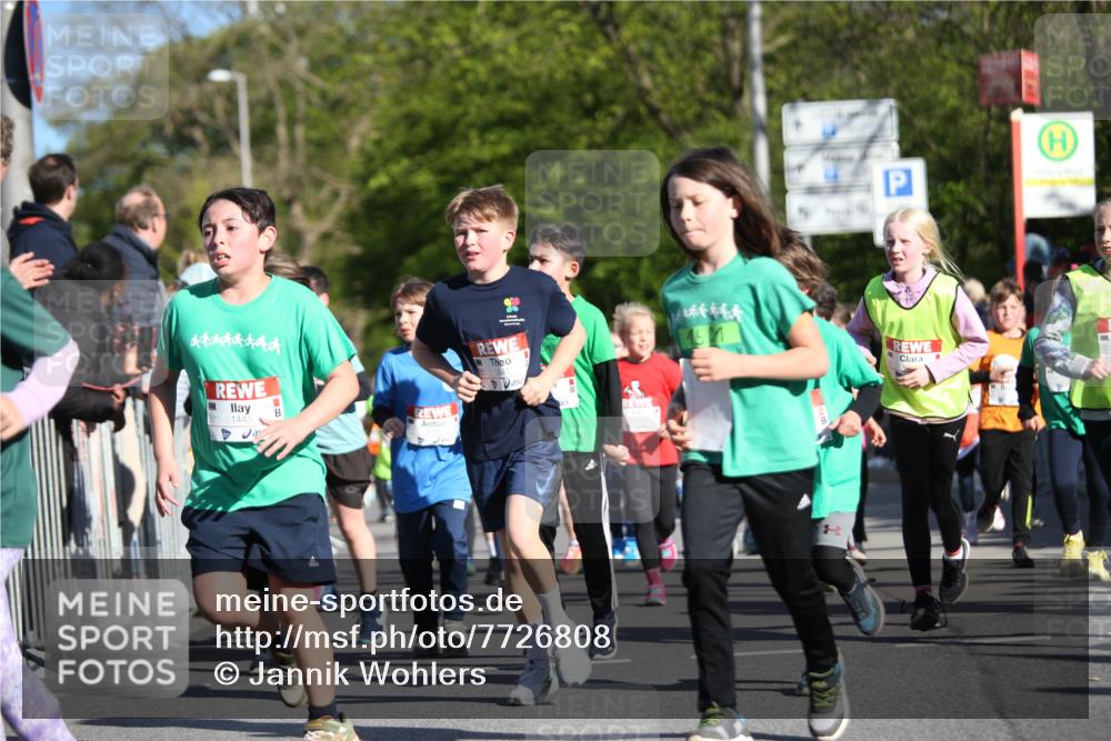 25.04.2025 - Das Zehntel Jannik Wohlers http://msf.ph/oto/7726808 26.04.2025 08:51:06 Laufen 44444444, 1445, 2841 meine-sportfotos.de