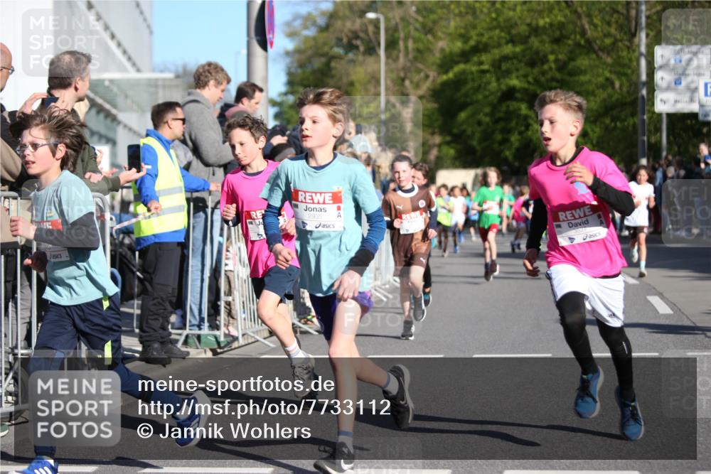 25.04.2025 - Das Zehntel Jannik Wohlers http://msf.ph/oto/7733112 26.04.2025 08:46:05 Laufen 1115, 2935, 3527 meine-sportfotos.de