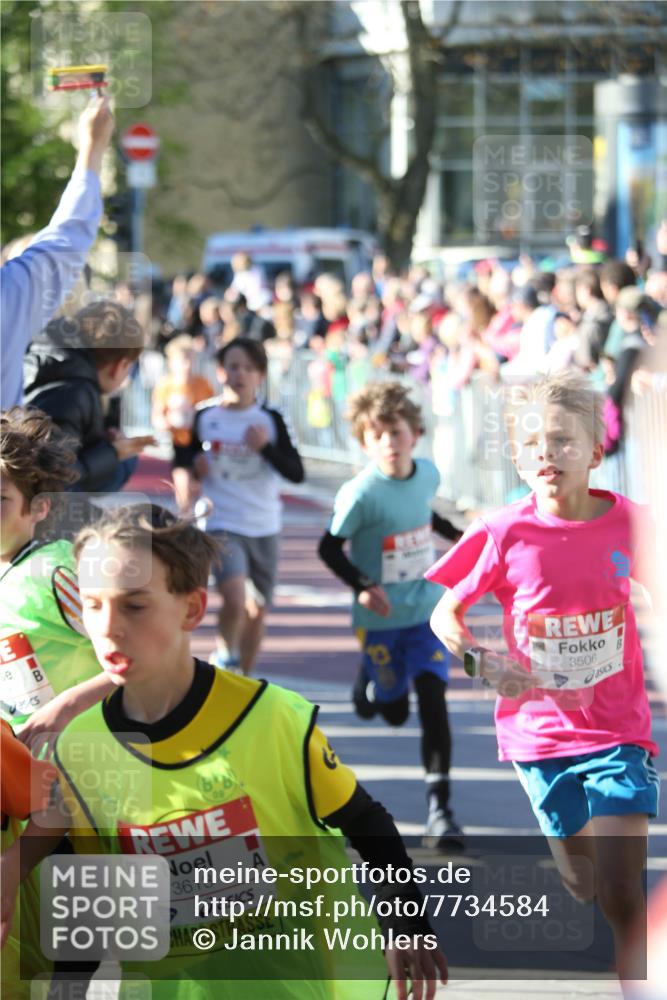 25.04.2025 - Das Zehntel Jannik Wohlers http://msf.ph/oto/7734584 26.04.2025 08:37:47 Laufen 3613, 3506 meine-sportfotos.de