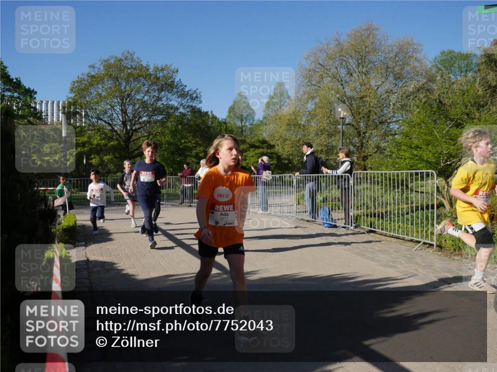 25.04.2025 - Das Zehntel Zöllner http://msf.ph/oto/7752043 26.04.2025 08:42:08 Laufen 3811 meine-sportfotos.de