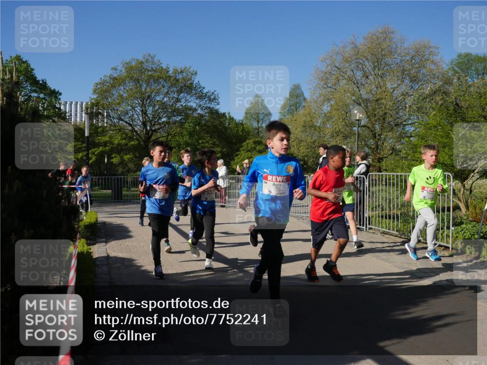 25.04.2025 - Das Zehntel Zöllner http://msf.ph/oto/7752241 26.04.2025 08:42:25 Laufen 1479 meine-sportfotos.de