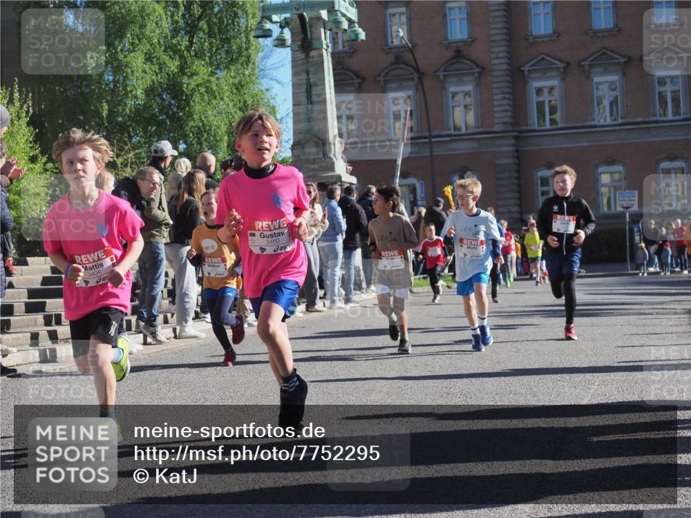 25.04.2025 - Das Zehntel KatJ http://msf.ph/oto/7752295 26.04.2025 08:50:27 Laufen 3404, 3450 meine-sportfotos.de