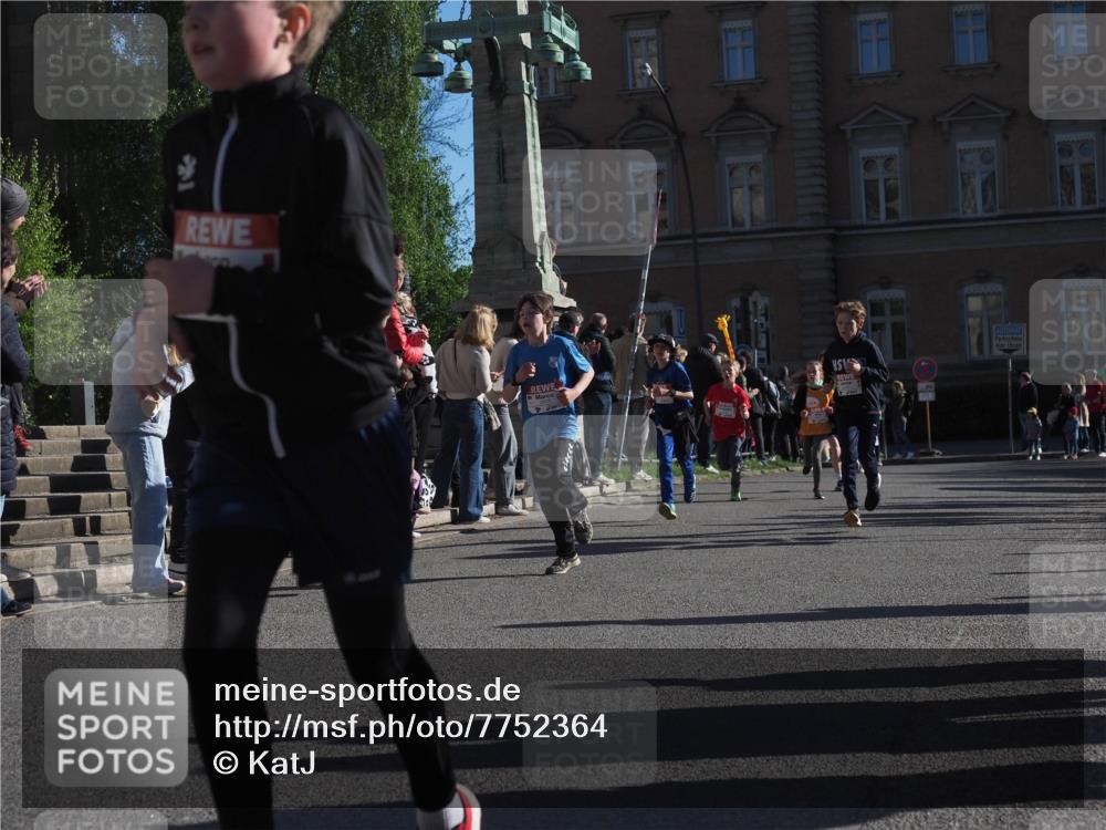 25.04.2025 - Das Zehntel KatJ http://msf.ph/oto/7752364 26.04.2025 08:50:30 Laufen  meine-sportfotos.de