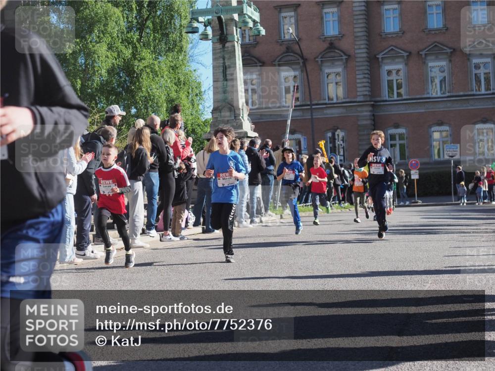 25.04.2025 - Das Zehntel KatJ http://msf.ph/oto/7752376 26.04.2025 08:50:30 Laufen  meine-sportfotos.de