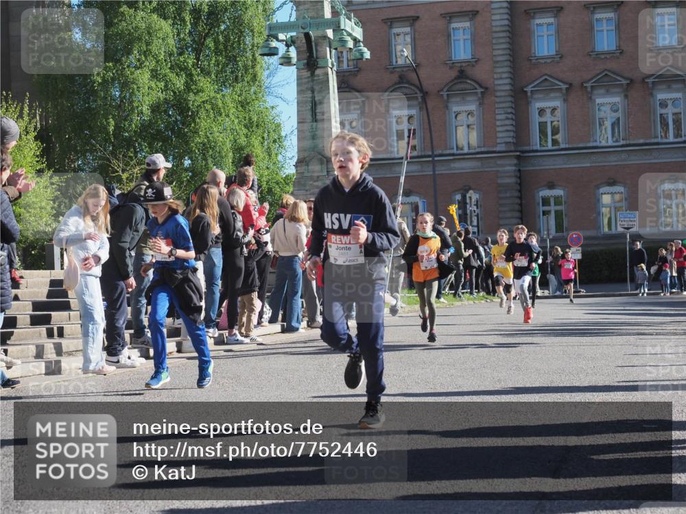 25.04.2025 - Das Zehntel KatJ http://msf.ph/oto/7752446 26.04.2025 08:50:33 Laufen 2481 meine-sportfotos.de