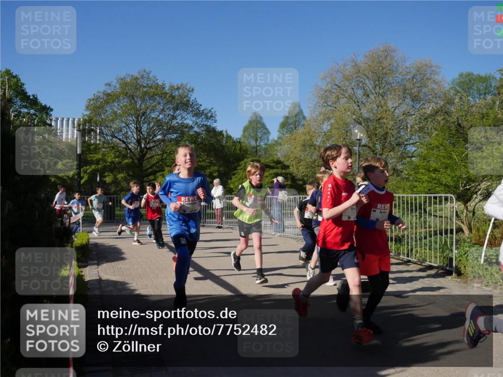 25.04.2025 - Das Zehntel Zöllner http://msf.ph/oto/7752482 26.04.2025 08:42:47 Laufen  meine-sportfotos.de