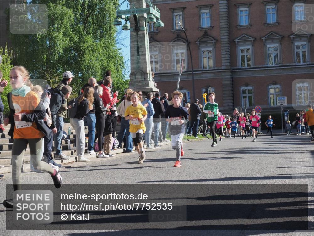 25.04.2025 - Das Zehntel KatJ http://msf.ph/oto/7752535 26.04.2025 08:50:35 Laufen  meine-sportfotos.de