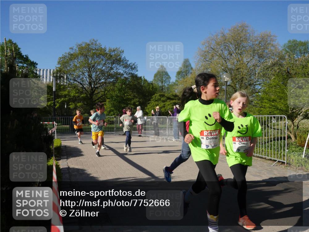 25.04.2025 - Das Zehntel Zöllner http://msf.ph/oto/7752666 26.04.2025 08:43:03 Laufen 3031, 3038 meine-sportfotos.de