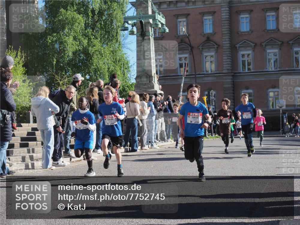 25.04.2025 - Das Zehntel KatJ http://msf.ph/oto/7752745 26.04.2025 08:50:44 Laufen 1207 meine-sportfotos.de