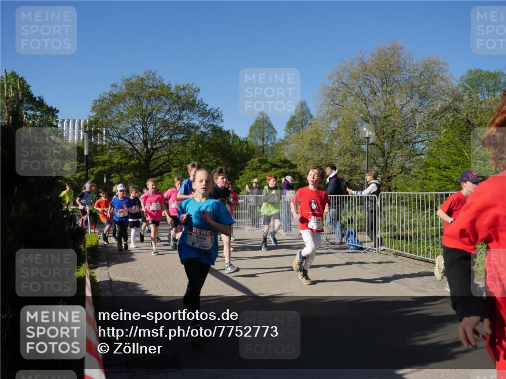 25.04.2025 - Das Zehntel Zöllner http://msf.ph/oto/7752773 26.04.2025 08:43:13 Laufen  meine-sportfotos.de