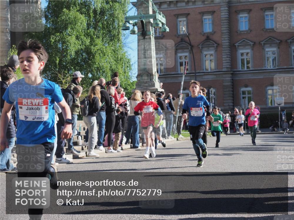 25.04.2025 - Das Zehntel KatJ http://msf.ph/oto/7752779 26.04.2025 08:50:45 Laufen 1207 meine-sportfotos.de
