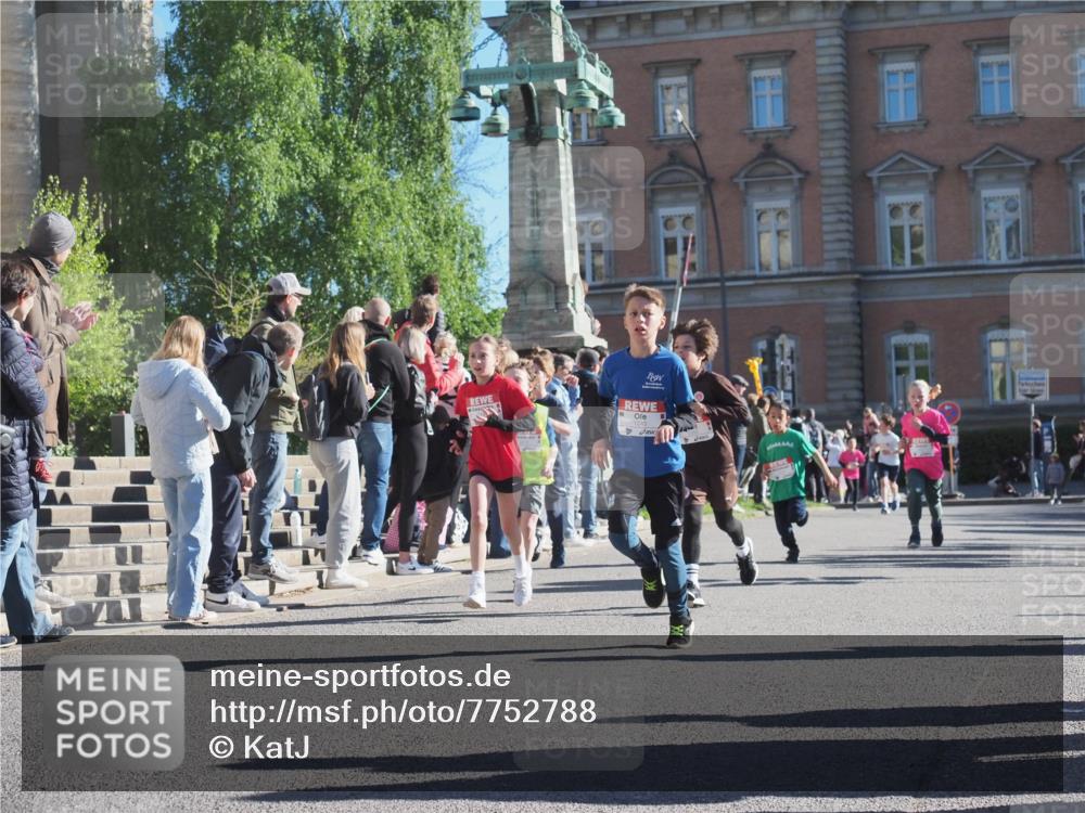 25.04.2025 - Das Zehntel KatJ http://msf.ph/oto/7752788 26.04.2025 08:50:45 Laufen  meine-sportfotos.de
