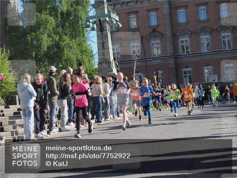 25.04.2025 - Das Zehntel KatJ http://msf.ph/oto/7752922 26.04.2025 08:50:56 Laufen  meine-sportfotos.de