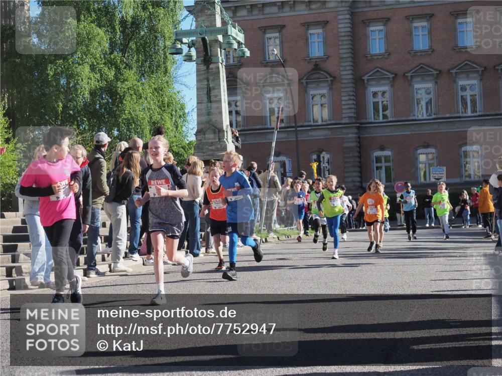 25.04.2025 - Das Zehntel KatJ http://msf.ph/oto/7752947 26.04.2025 08:50:57 Laufen  meine-sportfotos.de