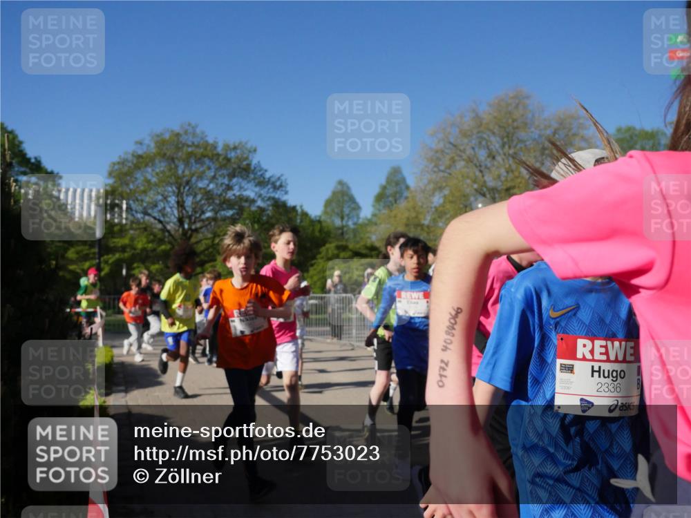 25.04.2025 - Das Zehntel Zöllner http://msf.ph/oto/7753023 26.04.2025 08:43:36 Laufen 990480, 2336 meine-sportfotos.de