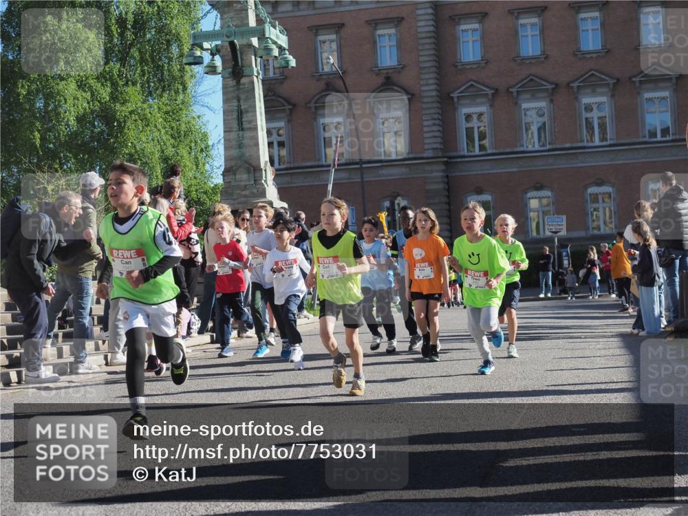 25.04.2025 - Das Zehntel KatJ http://msf.ph/oto/7753031 26.04.2025 08:51:00 Laufen 1541 meine-sportfotos.de