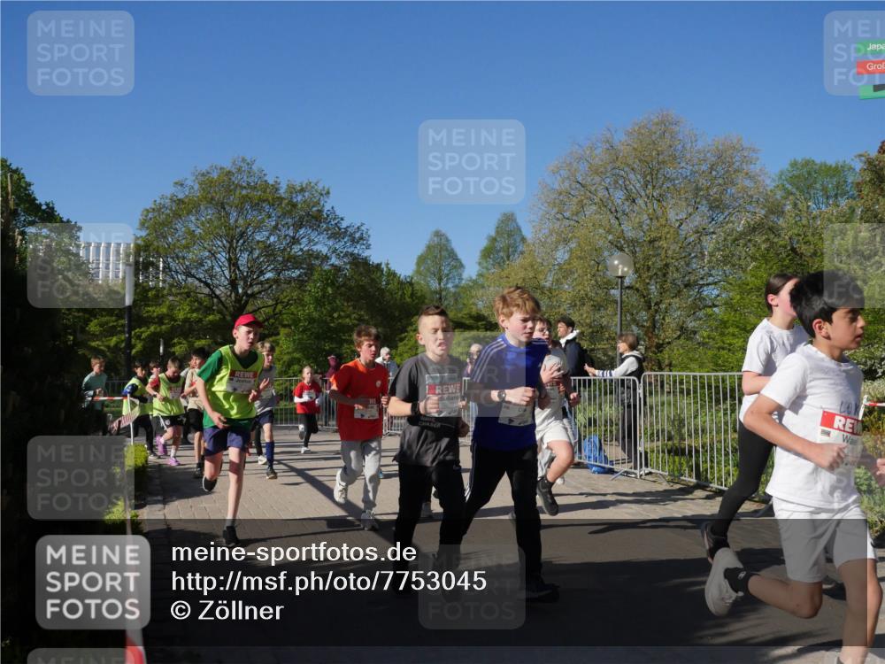 25.04.2025 - Das Zehntel Zöllner http://msf.ph/oto/7753045 26.04.2025 08:43:38 Laufen  meine-sportfotos.de