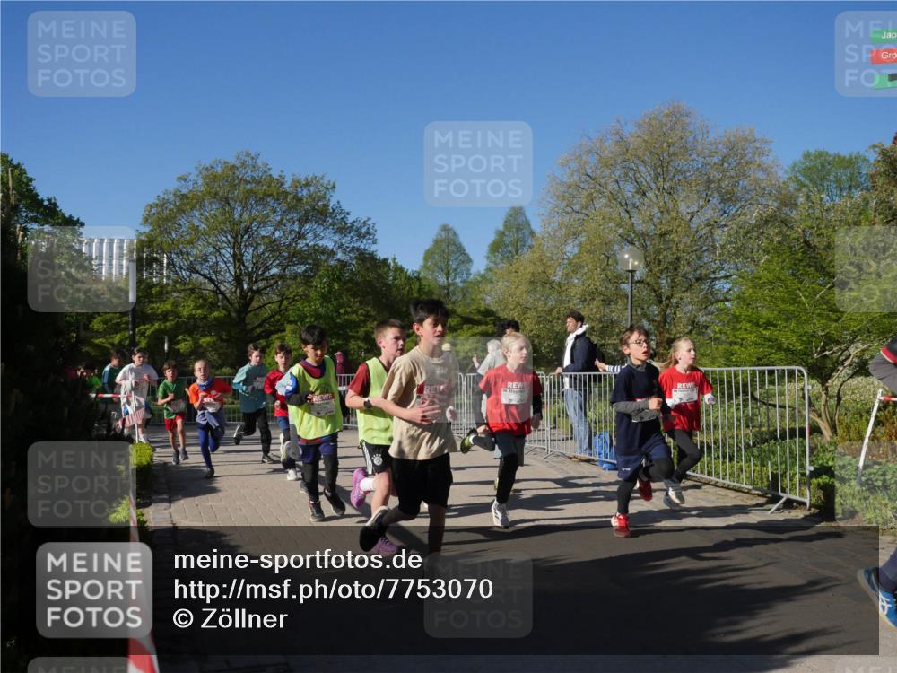 25.04.2025 - Das Zehntel Zöllner http://msf.ph/oto/7753070 26.04.2025 08:43:41 Laufen  meine-sportfotos.de
