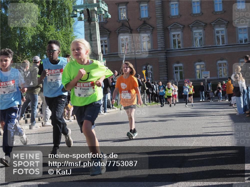 25.04.2025 - Das Zehntel KatJ http://msf.ph/oto/7753087 26.04.2025 08:51:03 Laufen 3088, 3085, 3063, 3811 meine-sportfotos.de