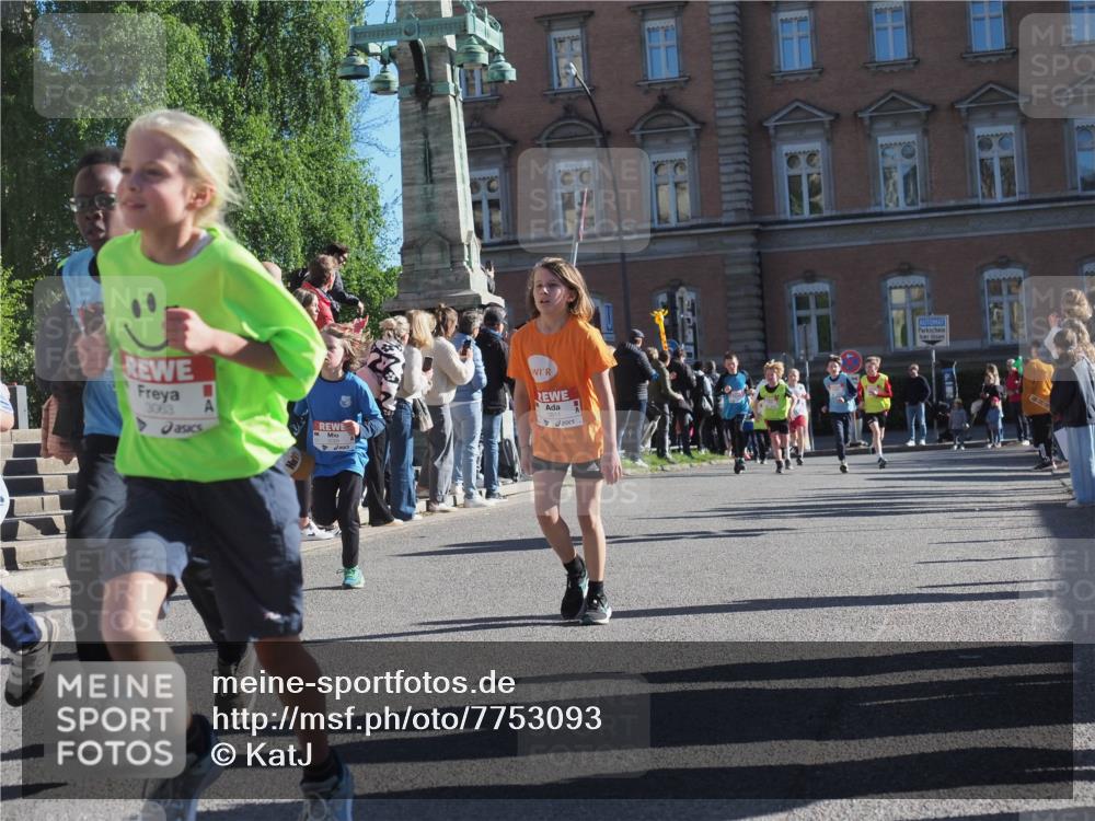 25.04.2025 - Das Zehntel KatJ http://msf.ph/oto/7753093 26.04.2025 08:51:03 Laufen 3063, 3811 meine-sportfotos.de