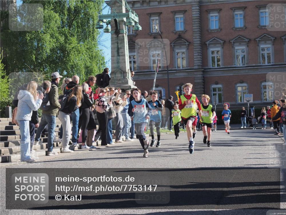 25.04.2025 - Das Zehntel KatJ http://msf.ph/oto/7753147 26.04.2025 08:51:07 Laufen  meine-sportfotos.de