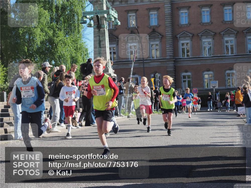 25.04.2025 - Das Zehntel KatJ http://msf.ph/oto/7753176 26.04.2025 08:51:09 Laufen 3095, 3171 meine-sportfotos.de