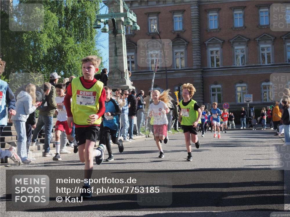 25.04.2025 - Das Zehntel KatJ http://msf.ph/oto/7753185 26.04.2025 08:51:09 Laufen 3171 meine-sportfotos.de