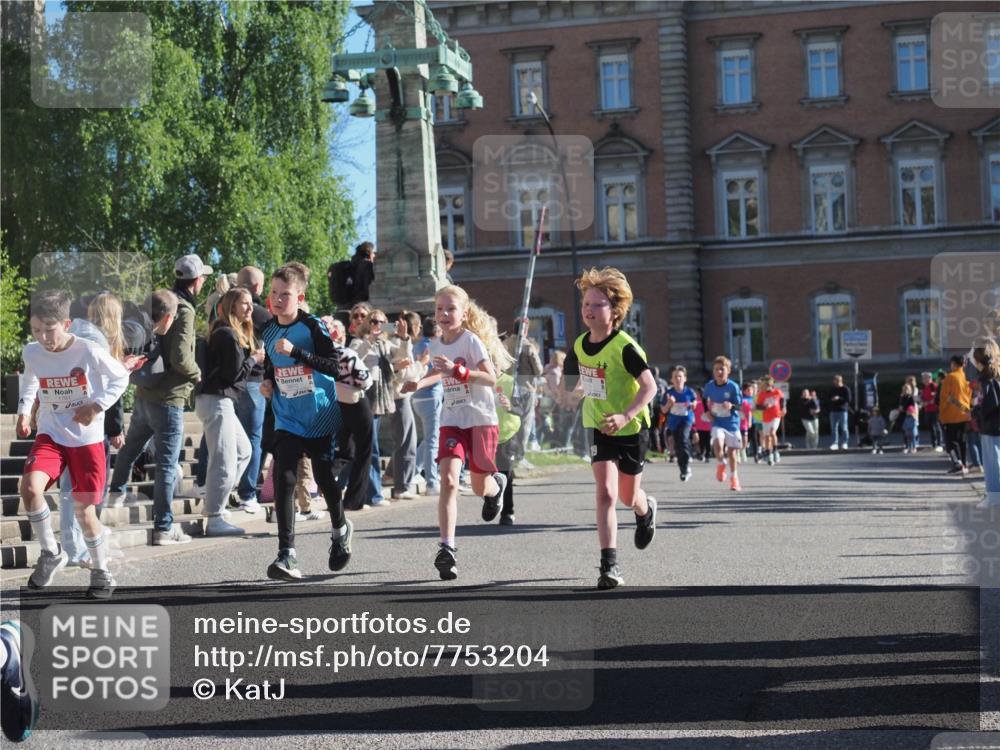 25.04.2025 - Das Zehntel KatJ http://msf.ph/oto/7753204 26.04.2025 08:51:09 Laufen 19 meine-sportfotos.de